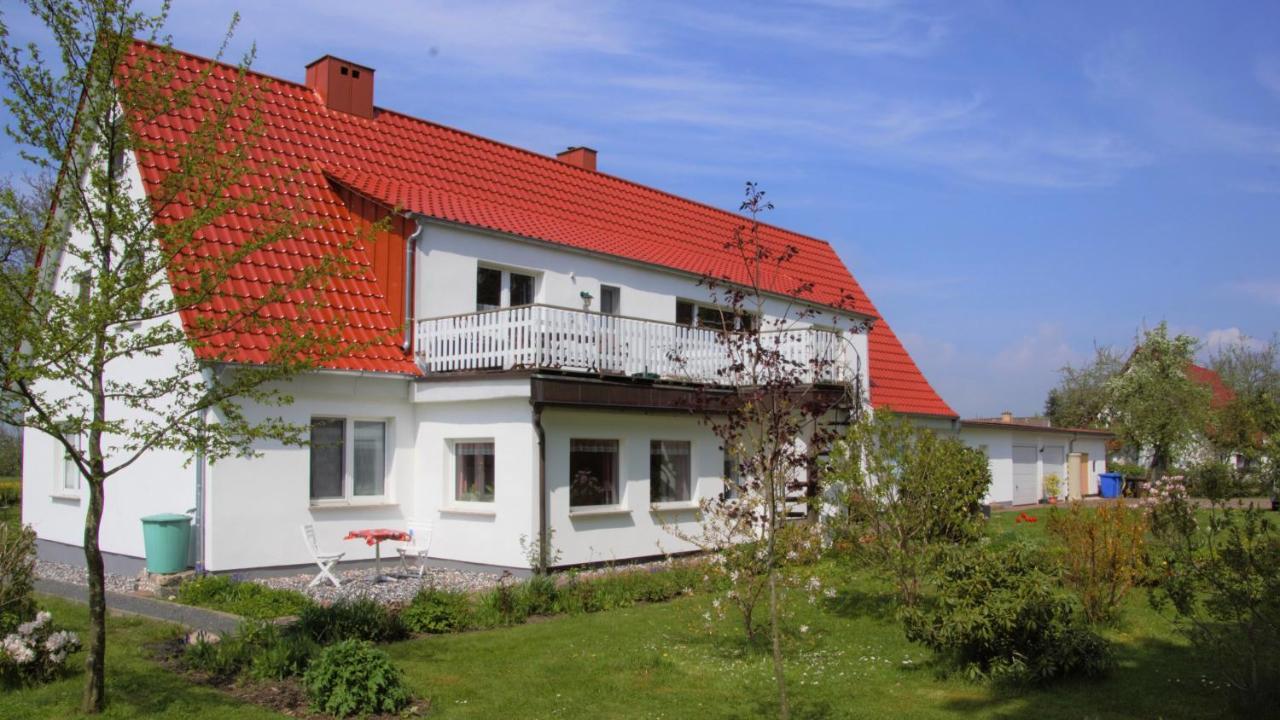 Апартаменты Urlaub Auf Der Insel Ruegen Берген-ауф-Рюген Экстерьер фото