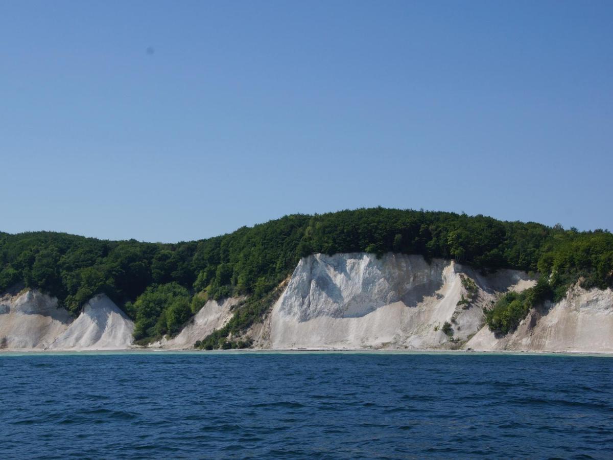 Апартаменты Urlaub Auf Der Insel Ruegen Берген-ауф-Рюген Экстерьер фото