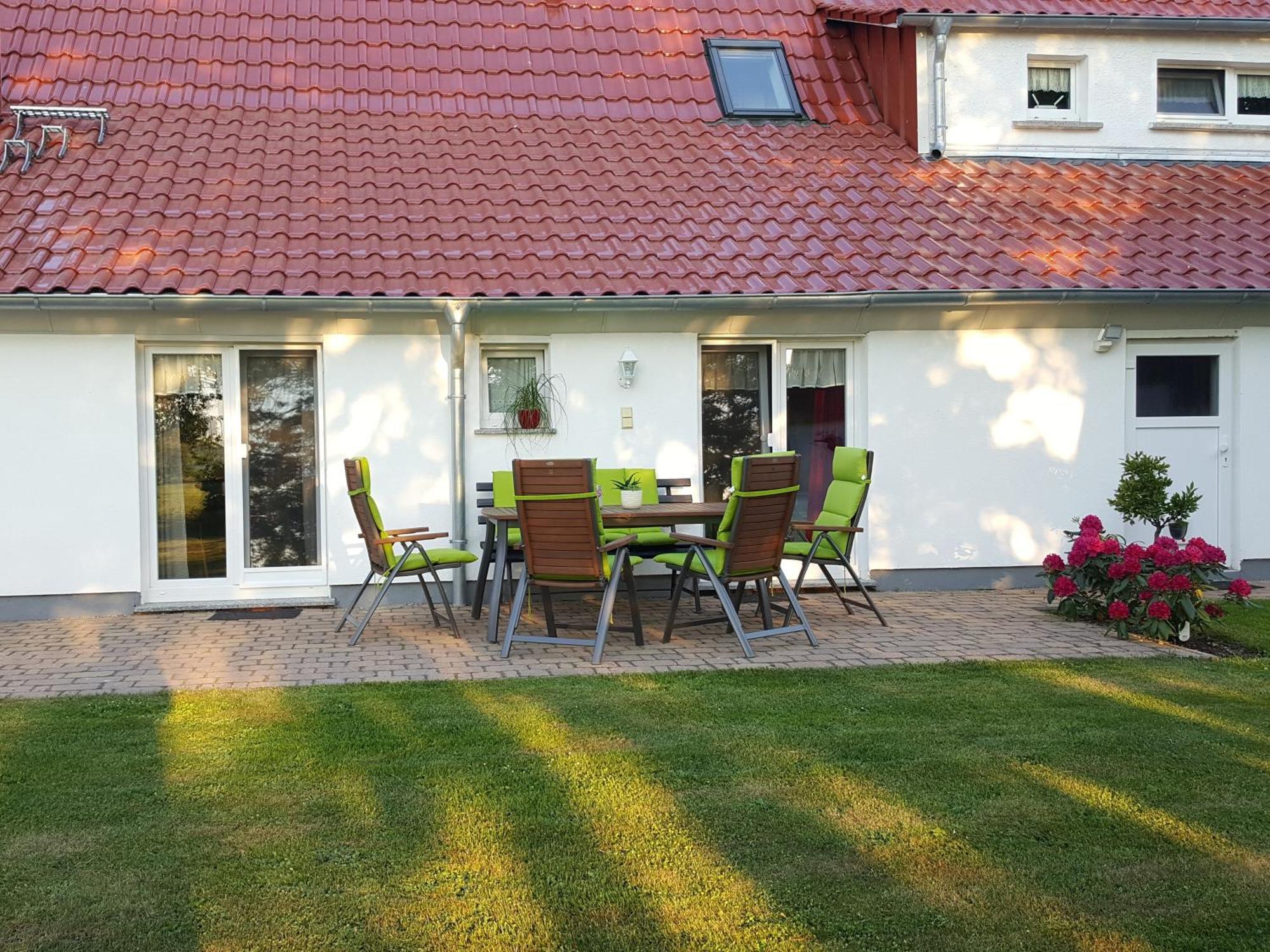 Апартаменты Urlaub Auf Der Insel Ruegen Берген-ауф-Рюген Номер фото